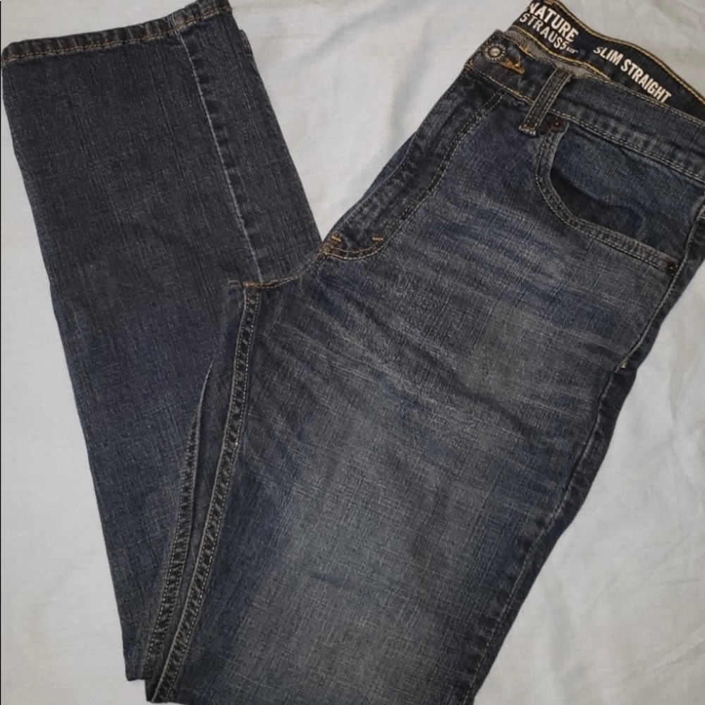 Levi’s Signature Slim Straight Jeans